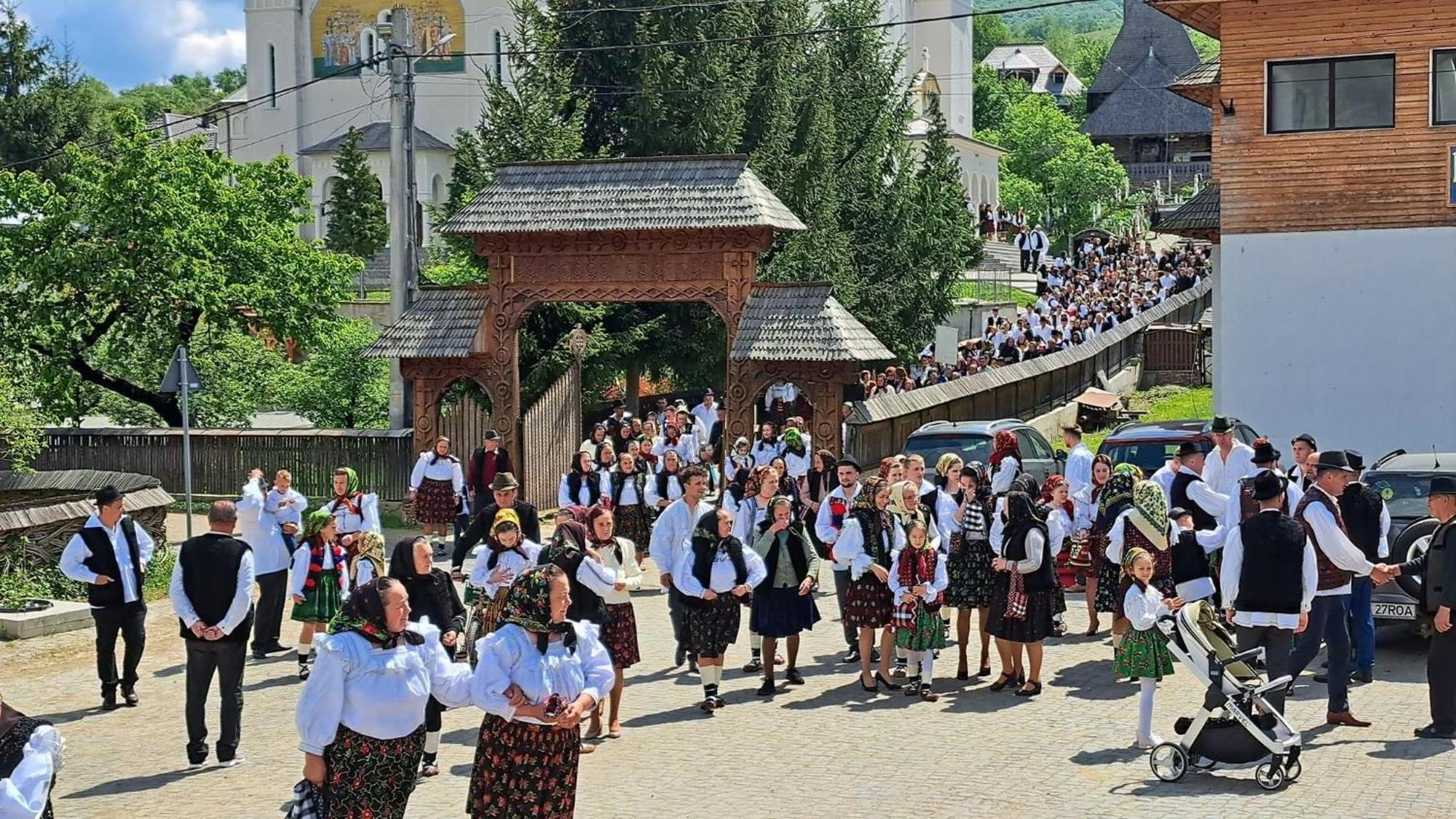 Pensiunea Suci Botiza Экстерьер фото